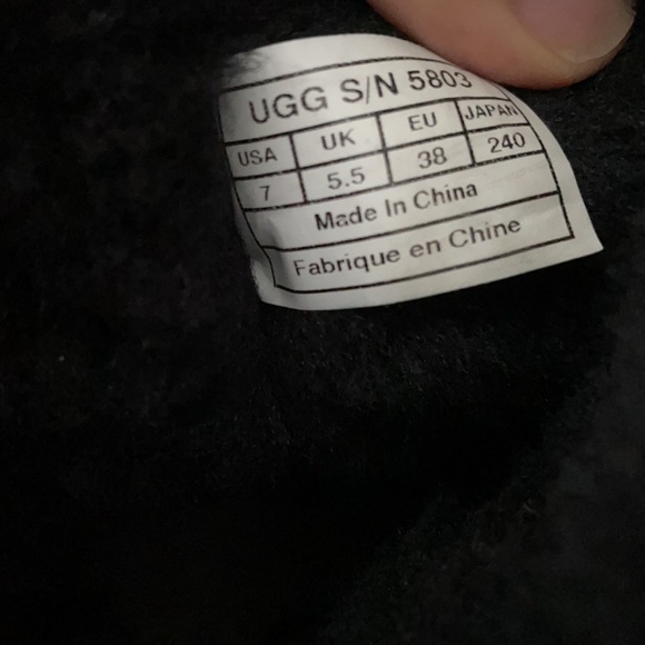 Uggs - Picture 5 of 5
